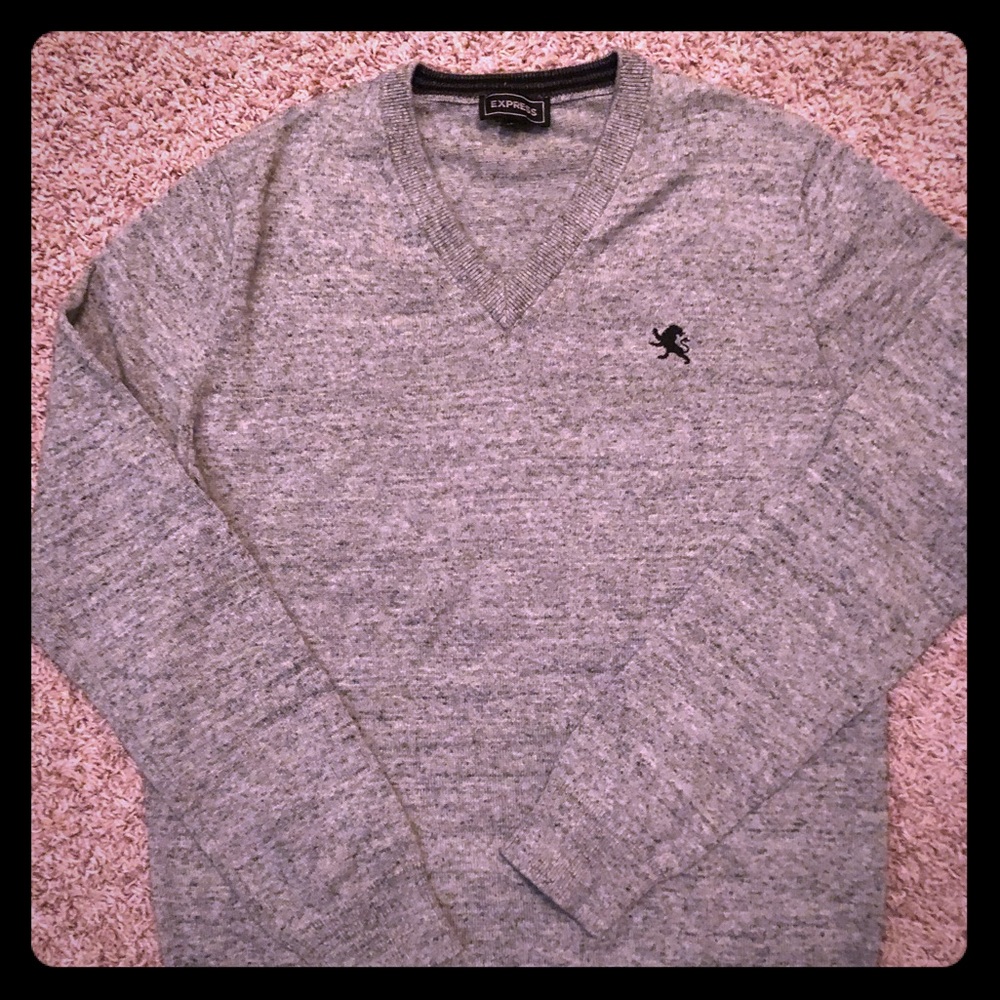 Men’s Express Cotton Vneck Size M